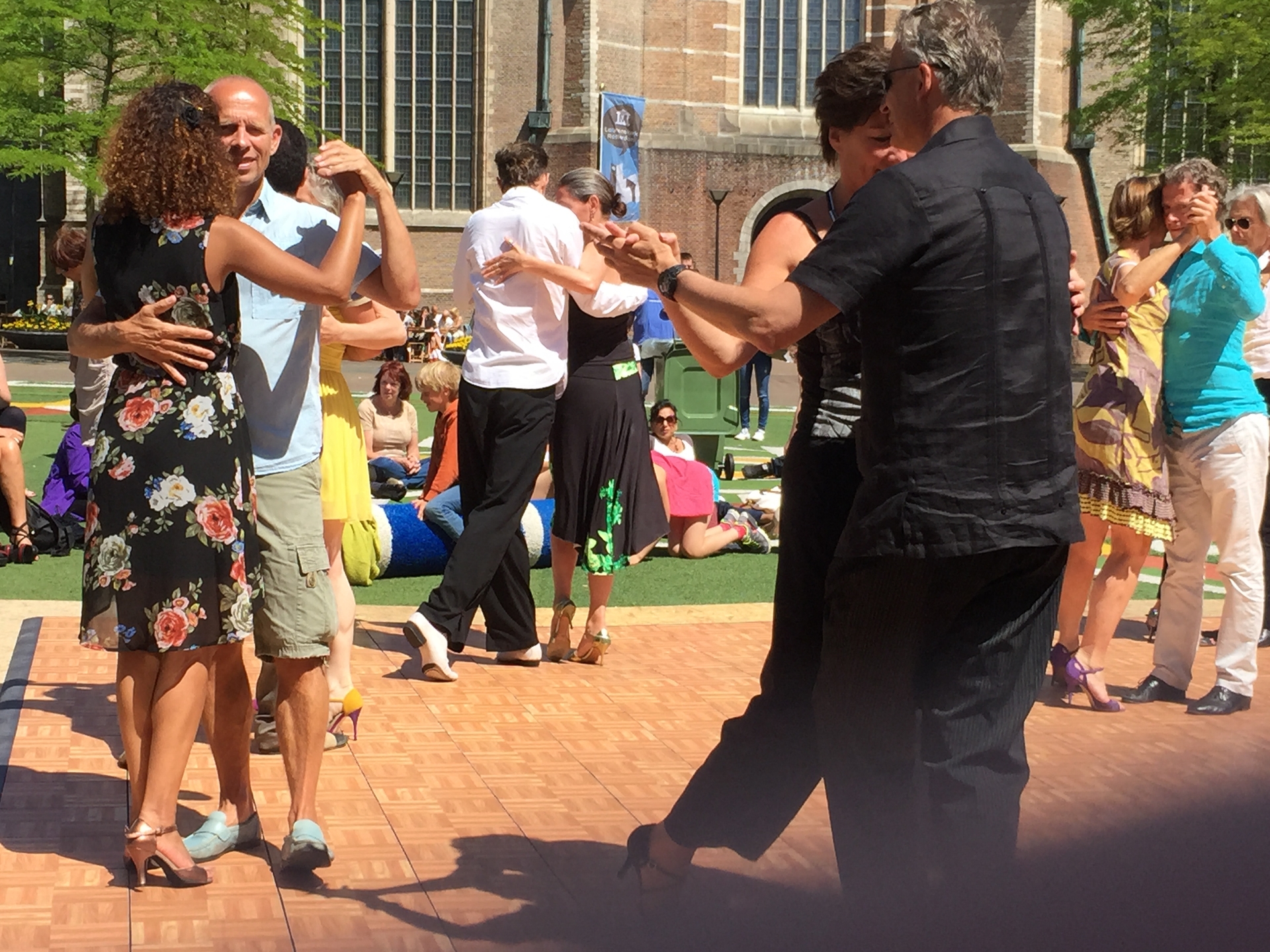 Tango op het Stadspodium + FollowUp MiddagSalon in Cuartito